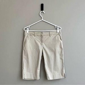 Tommy Hilfiger beige bermudas